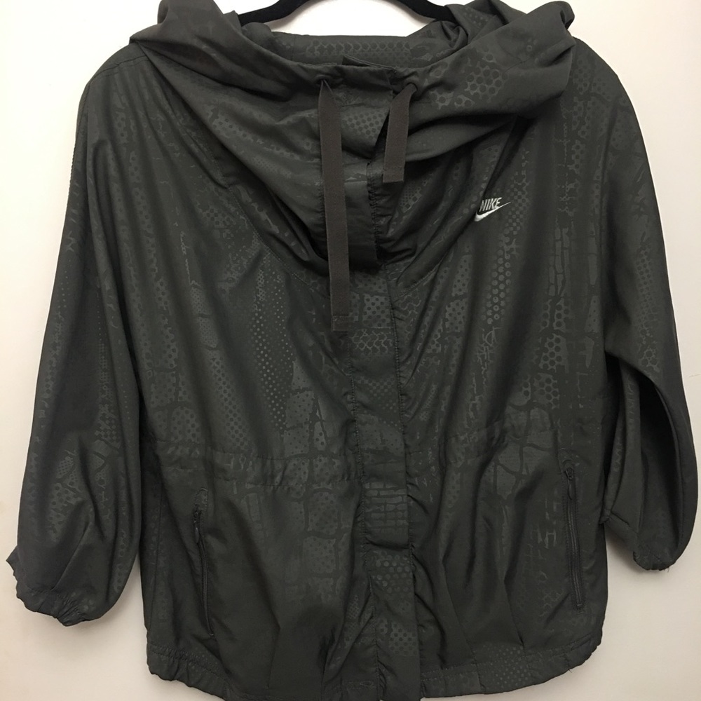 Nike animal print cowl neck wind breaker Medium
